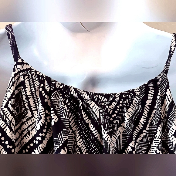 LOFT Summer Halter Maxi Dress M Petite Navy Cream Resortwear - Picture 4 of 8